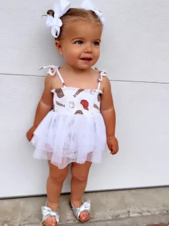Muslin Tutu Bubble, Baseball