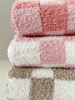 Phufy® Bliss Checkerboard Blanket, Cocoa