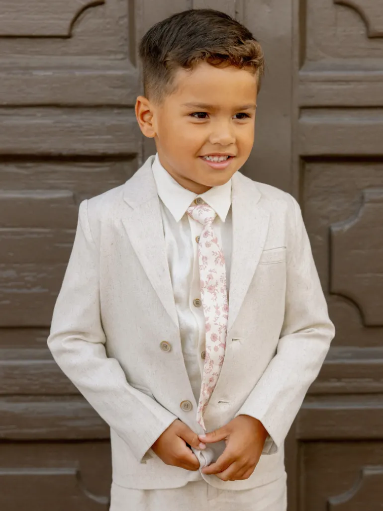 Sebastian Blazer, Linen