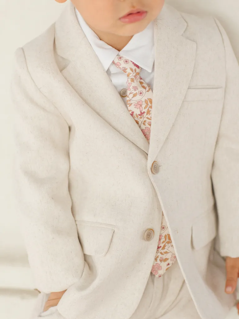 Sebastian Blazer, Linen