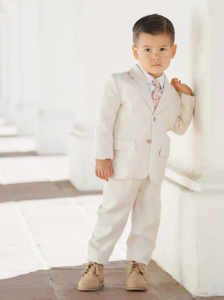 Sebastian Blazer, Linen