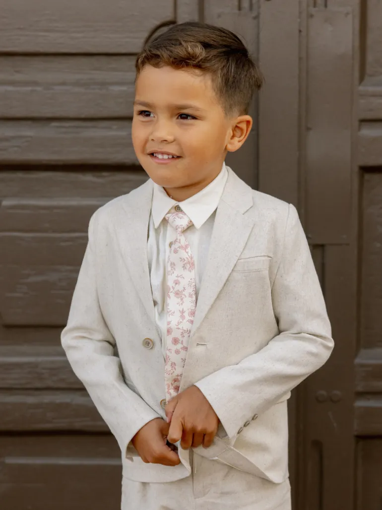 Sebastian Blazer, Linen