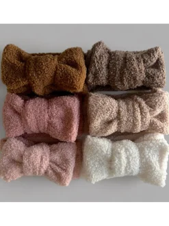 Teddy Bow, Peony